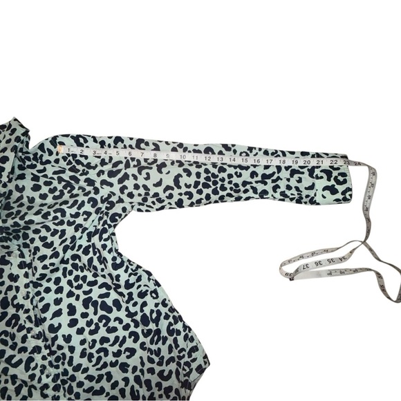 TALBOTS CLASSIC COTTON SHIRT - GRAPHIC CHEETAH Women’s Large - Mint Green/Navy - Picture 9 of 15